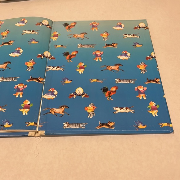 Favorite Nursery Rhymes book- hardcover - Picture 5 of 5